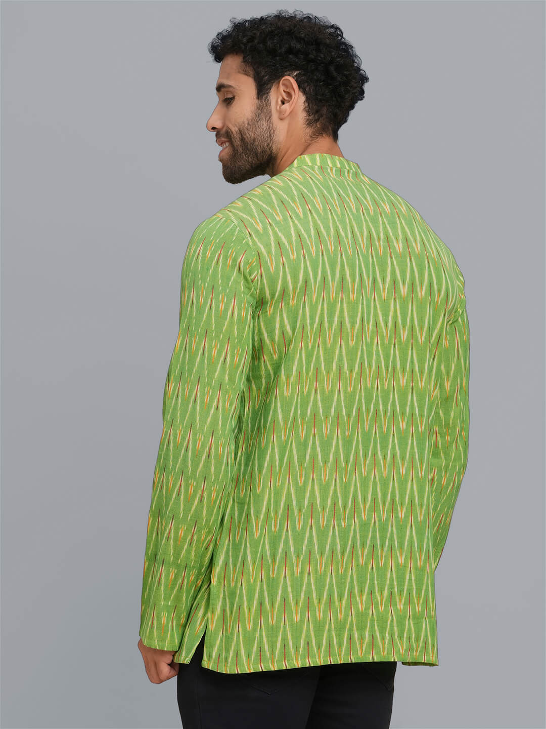 Green color Ikkat cotton handloom pintuck men short kurta - Image 7