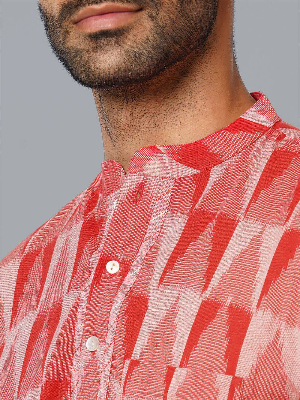 Red color Ikkat cotton handloom pintuck men short kurta - Image 4